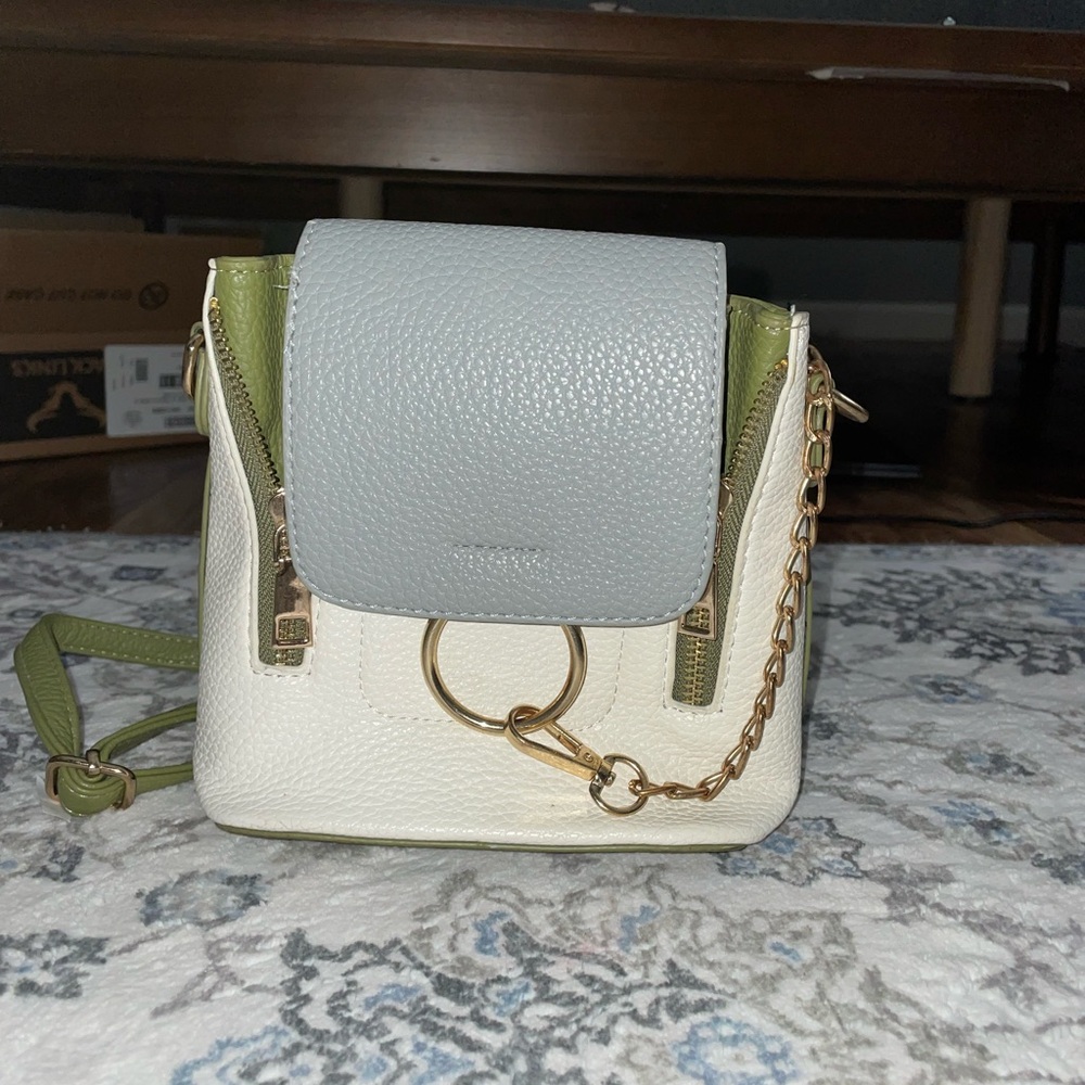 Chic Two-Tone Leather Crossbody Bag